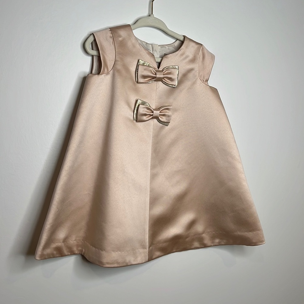 Hucklebones London Blush Satin trapeze dress w Gold accent bows | NWT, 2Y